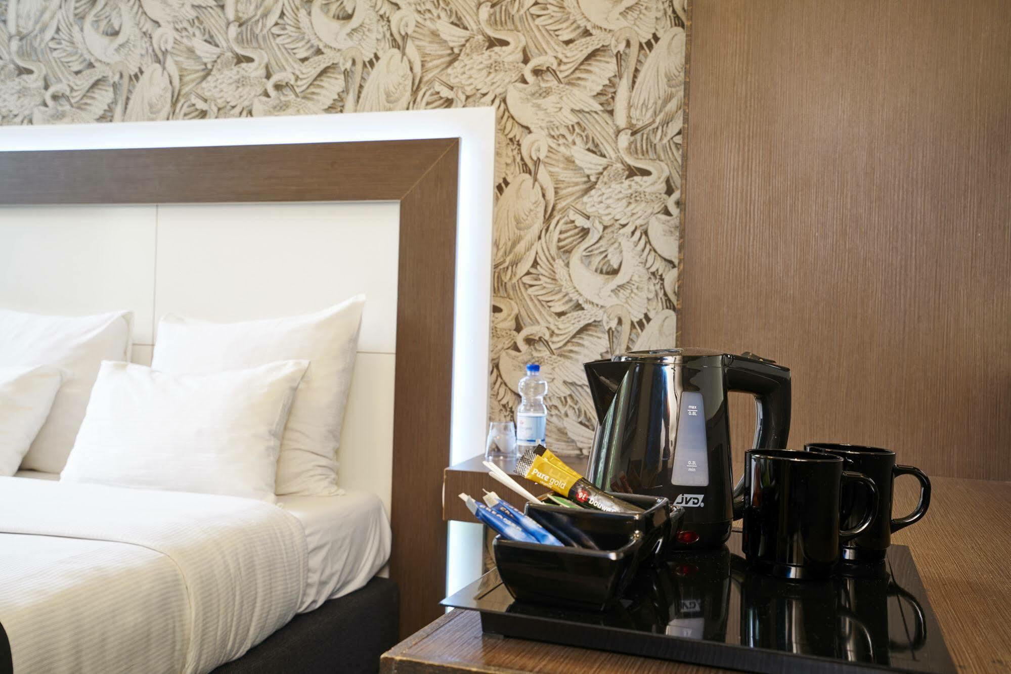 Hotel The Bird Amsterdam Dış mekan fotoğraf